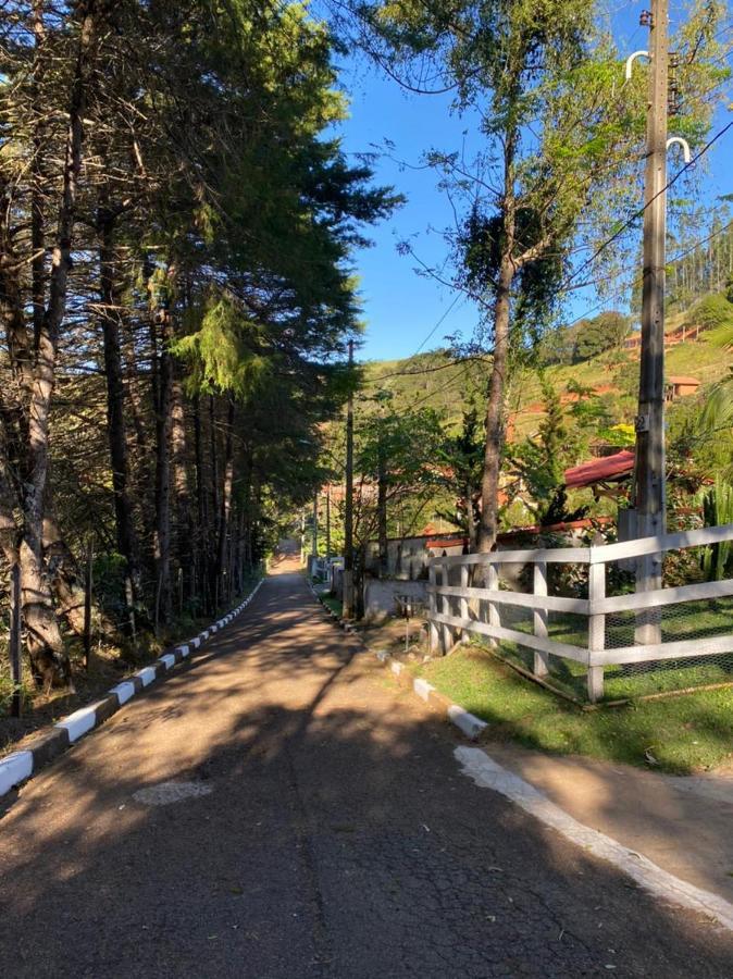 Cantinho Na Roca Com Piscina Santo Antônio do Pinhal Esterno foto