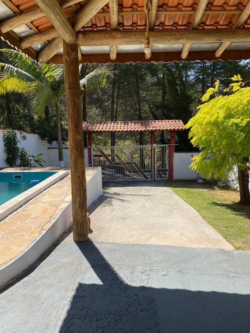 Cantinho Na Roca Com Piscina Santo Antônio do Pinhal Esterno foto